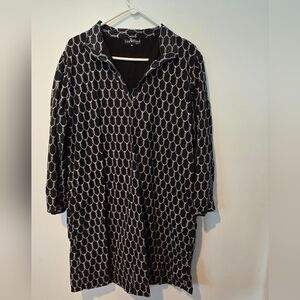 The Shipley Cotton Stand-Up Collar Dress in Black and White